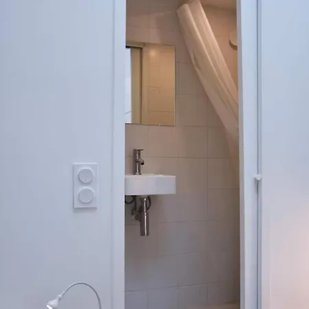 Apartment Centre Equipe Floor Climatisation Salle De Bains Ascenseur Climatisation Calme Clair Paris